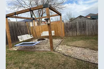 2032 Cap Rock Lane, Grand Prairie, TX 75052 - Photo 20