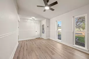 4 Robins Nest Dr, Lake Dallas, TX 75065 - Photo 6