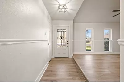 4 Robins Nest Drive, Lake Dallas, TX 75065 - Photo 4