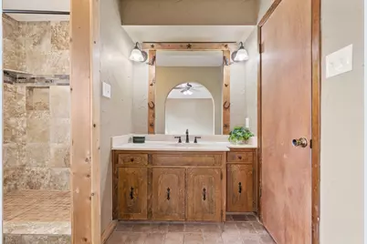 1632 Winchester Way, Bedford, TX 76022 - Photo 22