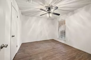 1632 Winchester Way, Bedford, TX 76022 - Photo 24