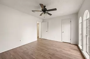 1632 Winchester Way, Bedford, TX 76022 - Photo 28