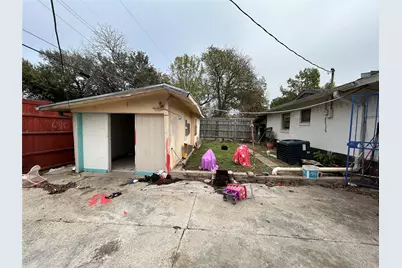 2935 Royal Lane, Dallas, TX 75229 - Photo 4