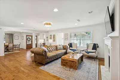 3124 Tanglewood Trail, Fort Worth, TX 76109 - Photo 4