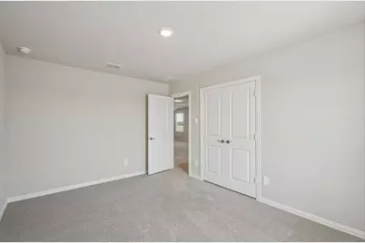 613 Clover Creek Drive, McKinney, TX 75071 - Photo 32