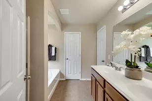 5640 Lincolnwood Dr, Prosper, TX 75078 - Photo 4