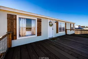 1125 Market St, Tye, TX 79563 - Photo 2