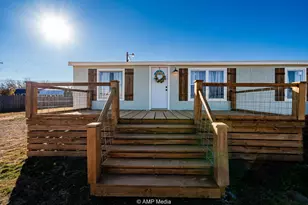 1125 Market St, Tye, TX 79563 - Photo 4