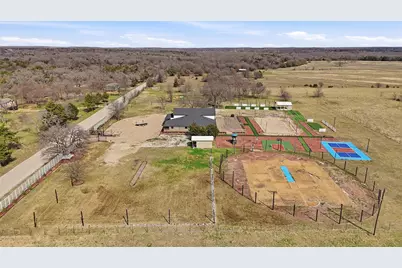 550 County Road 297, Gainesville, TX 76240 - Photo 30
