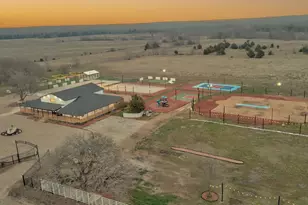 550 Co Rd 297, Gainesville, TX 76240 - Photo 1