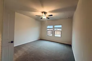 606 Clover Crk Dr, McKinney, TX 75071 - Photo 8