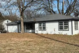 718 N Union St, Whitesboro, TX 76273 - Photo 2