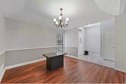 2530 Seven Hills Drive, Grand Prairie, TX 75052 - Photo 14