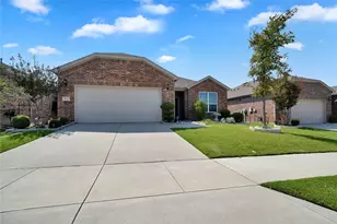 7616 Heritage Dr, Little Elm, TX 76227 - Photo 1