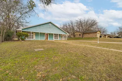 301 E 2nd Street, Weatherford, TX 76086 - Photo 4