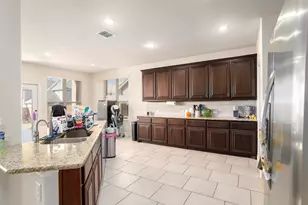 1076 Imperial Eagle Rd, Alvarado, TX 76009 - Photo 10