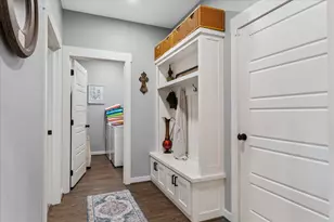 393 E Pennsylvania Ave, Van, TX 75790 - Photo 10