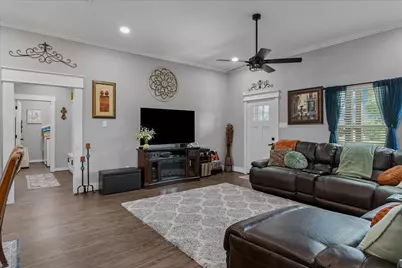 393 E Pennsylvania Avenue, Van, TX 75790 - Photo 16