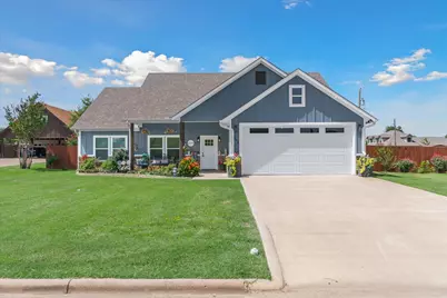 393 E Pennsylvania Avenue, Van, TX 75790 - Photo 2