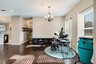 305 County Rd 45800, Blossom, TX 75416 - Photo 8