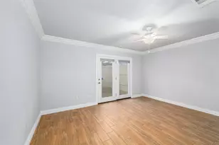 5624 Oak View Dr, Fort Worth, TX 76112 - Photo 10