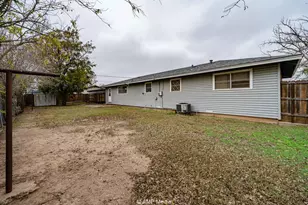 510 W Irving St, Munday, TX 76371 - Photo 20