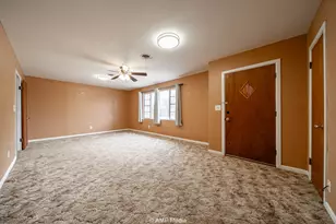 510 W Irving St, Munday, TX 76371 - Photo 6