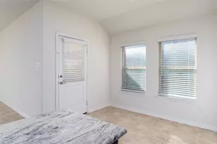 702 Grassland Wy, Arlington, TX 76002 - Photo 10