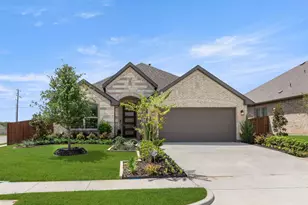 114 Emperor Oak Ct, Balch Springs, TX 75181 - Photo 1