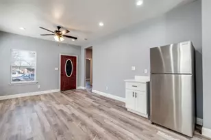 3622 Cauthorn Dr, Dallas, TX 75210 - Photo 6