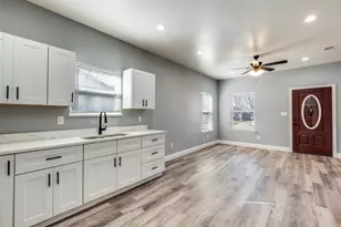 3622 Cauthorn Dr, Dallas, TX 75210 - Photo 6