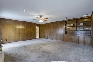 1609 Delta Dr, Arlington, TX 76012 - Photo 10