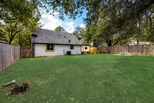 1201 Woodbrook St, Arlington, TX 76011 - Photo 34