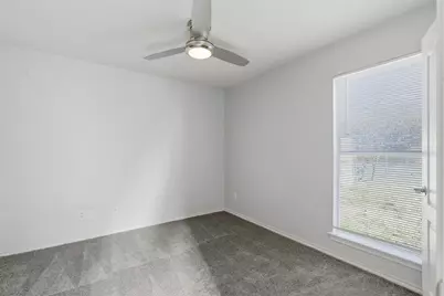 917 N Brents Avenue, Sherman, TX 75090 - Photo 10