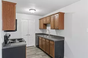 917 N Brents Ave, Sherman, TX 75090 - Photo 4