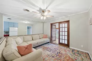 2524 S 27th St, Waco, TX 76706 - Photo 6