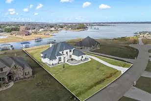 1805 Laguna Bay S, Pelican Bay, TX 76020 - Photo 2