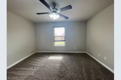 3033 Weave Court, Granbury, TX 76049 - Photo 4