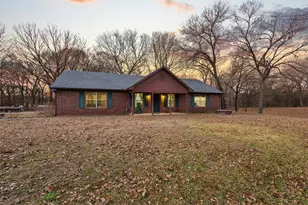 80 N Campbell Rd, Sadler, TX 76264 - Photo 20