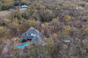 1040 Co Rd 3314, Greenville, TX 75402 - Photo 36