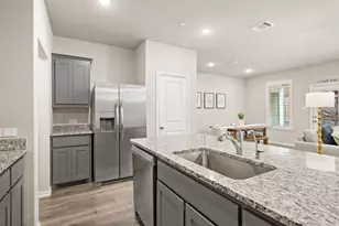 3210 Hampton Dr, Richland Hills, TX 76118 - Photo 14