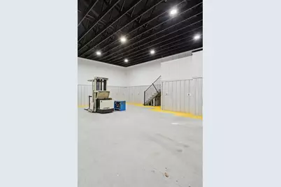 902 E Moore Avenue, Terrell, TX 75160 - Photo 12