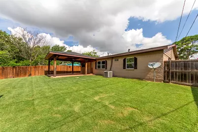 2710 Anderson Street, Irving, TX 75062 - Photo 14