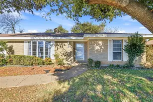 1316 Pinehurst Dr, Fort Worth, TX 76134 - Photo 2