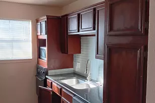 9254 Forest Ln, Dallas, TX 75243 - Photo 8