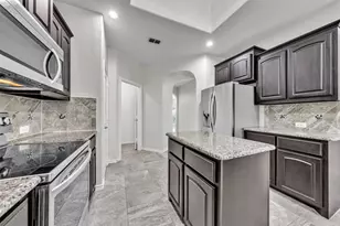 11313 Golden Ridge Ln, Fort Worth, TX 76052 - Photo 8