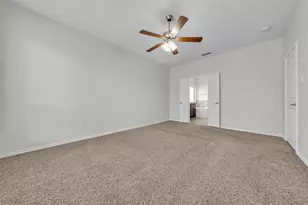 11313 Golden Ridge Ln, Fort Worth, TX 76052 - Photo 16