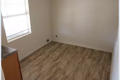 1109 Parkway Drive, Garland, TX 75040 - Photo 8