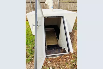 830 Bordner Drive, Lancaster, TX 75146 - Photo 22