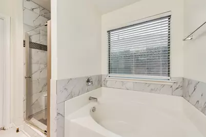 2864 Westover Drive, Grand Prairie, TX 75052 - Photo 14